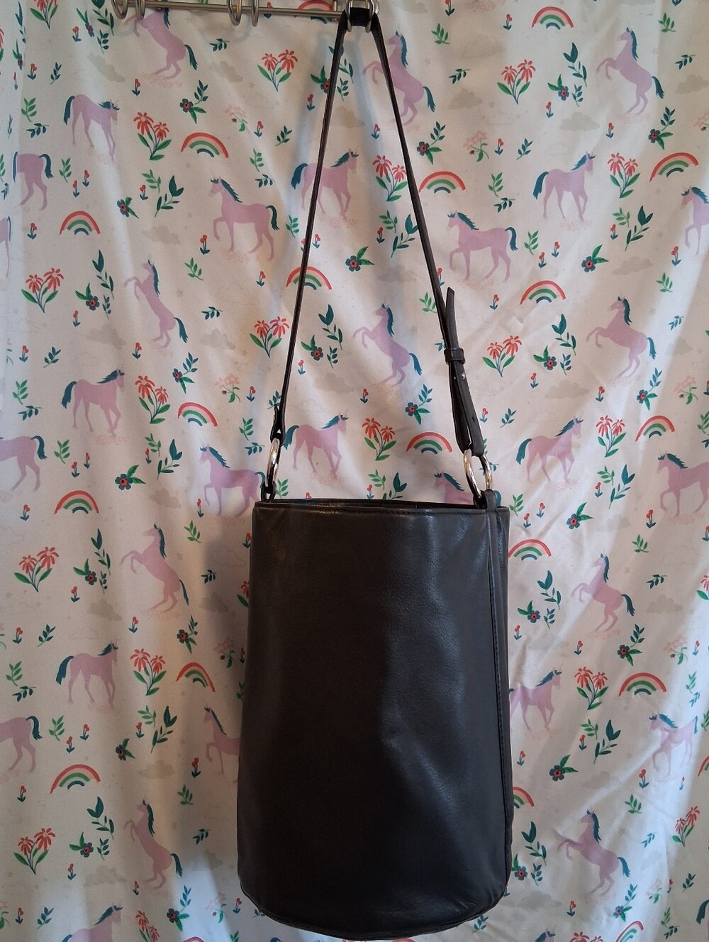 EUC Hyer Goods Black Smooshy Pebble Leather Hobo Quiet Luxury Bucket Purse Bag
